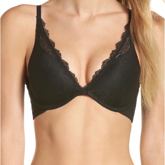 Spanx Undie-tectable Underwire Push-Up Plunge Bra